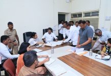 महापालिका प्रशासनाबरोबर विविध शिष्टमंडळ आणि समाजांच्या प्रश्नासंदर्भात बैठक.