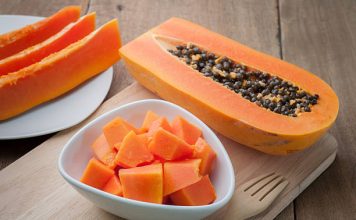 थंडीत पपई: आरोग्यासाठी गोड आणि गरम फायदे खबरदारी!