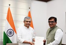कोल्हापूरच्या रेल्वे विकासासाठी महाडिकांचा पाठपुरावा..