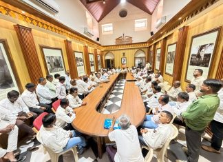 १५ ऑक्टोबरच्या गळीत हंगामाला स्वाभिमानीचा विरोध; १० ऑक्टोबरला ऊस परिषद