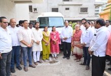शहरातील वस्ती-वस्तीत मोफत आरोग्यसेवा; अद्ययावत फिरत्या दवाखान्याचे लोकार्पण…