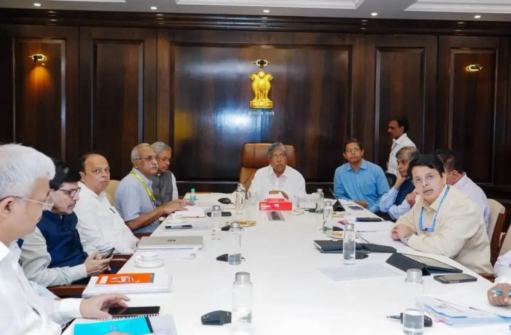 खासगी विद्यापीठांच्या निकषांचा आढावा; डॉ. भूषण पटवर्धन समितीला ऑक्टोबरअखेरपर्यंत मुदतवाढ…